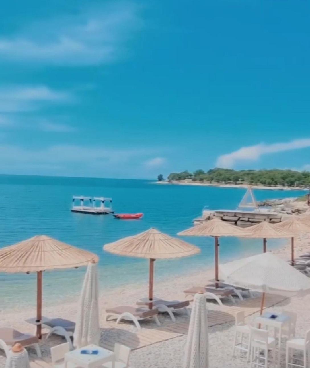 Luxury New !!! Apartment One And Only With Terrace & Free Bikes Porec Esterno foto