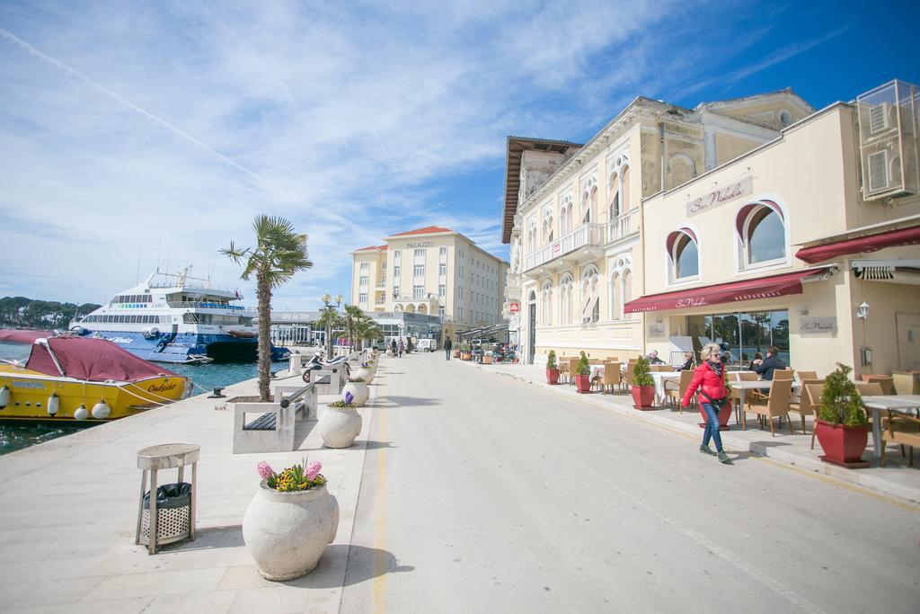 Luxury New !!! Apartment One And Only With Terrace & Free Bikes Porec Esterno foto